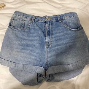 BDG High Rise Mom Jean Shorts